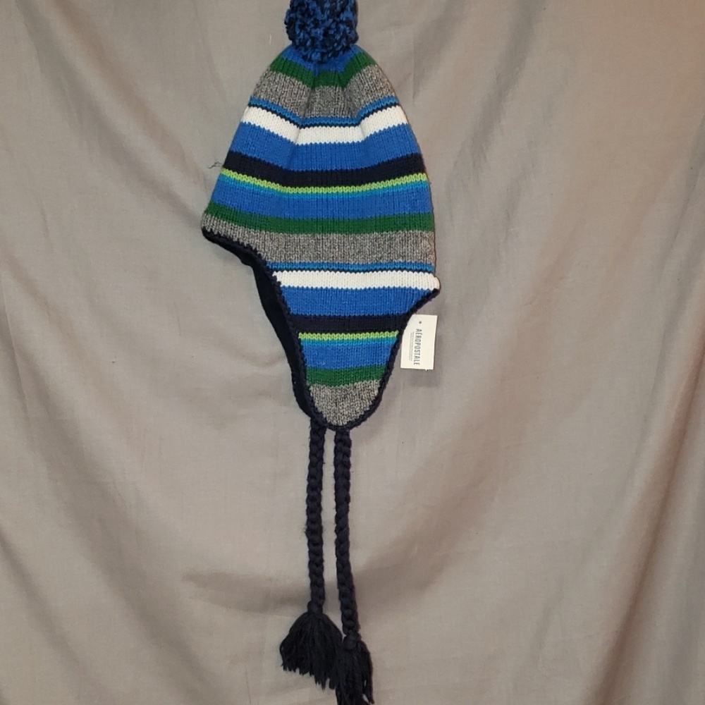 Aeropostale pom pom hat NWT striped